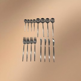 Silver Stainless Steel 16-Piece Dining Set